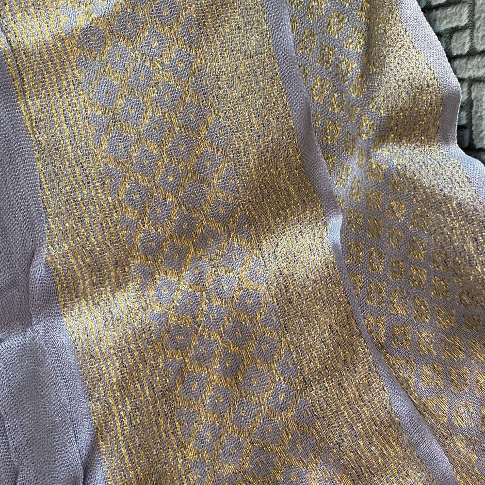 Scarf - Picture 2 of 4